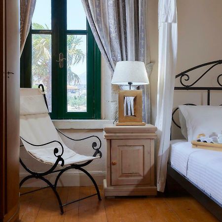 Castello Villa Daphnes - Private Pool & Whirlpool Dhafnes 外观 照片
