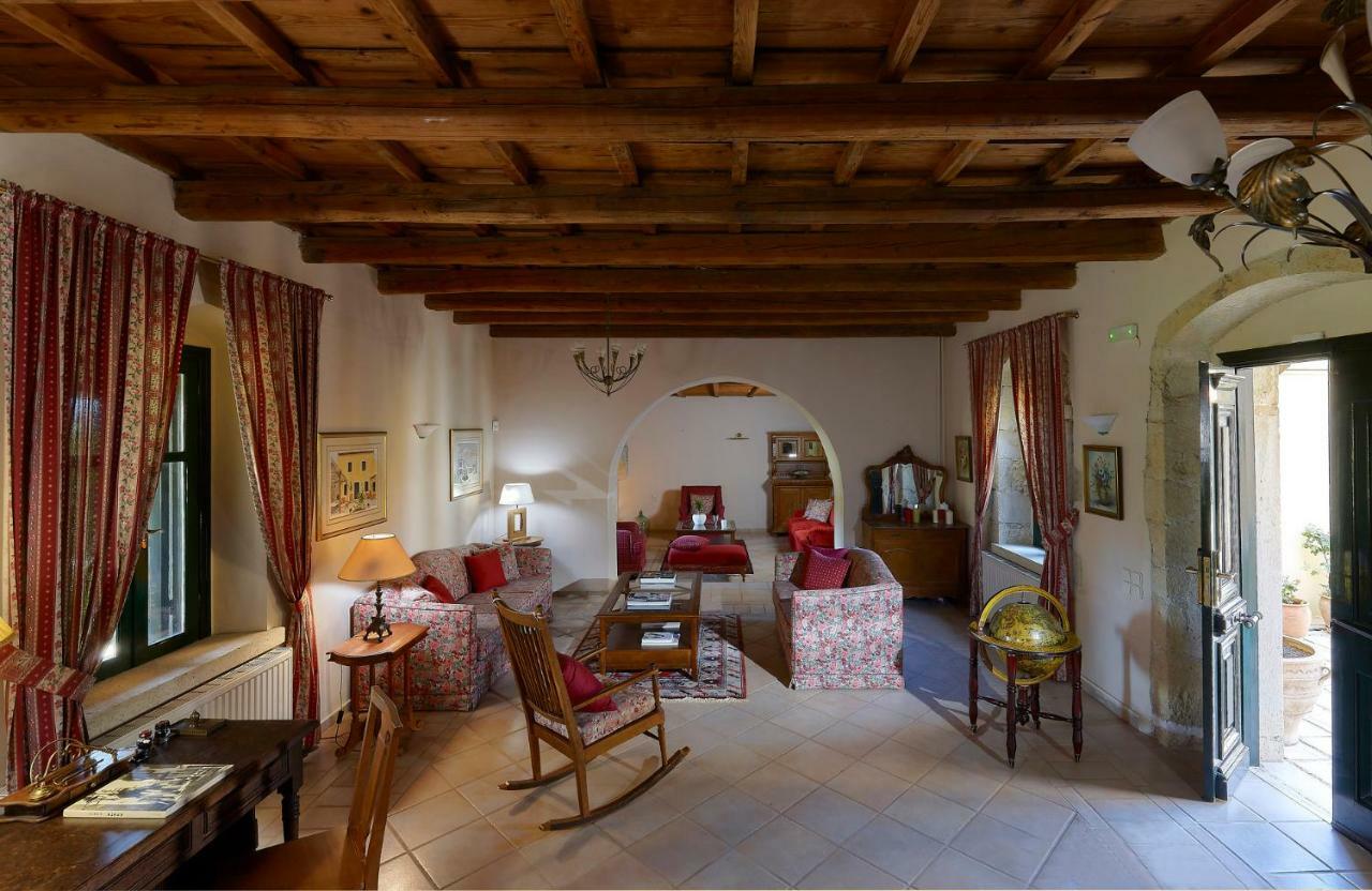 Castello Villa Daphnes - Private Pool & Whirlpool Dhafnes 外观 照片