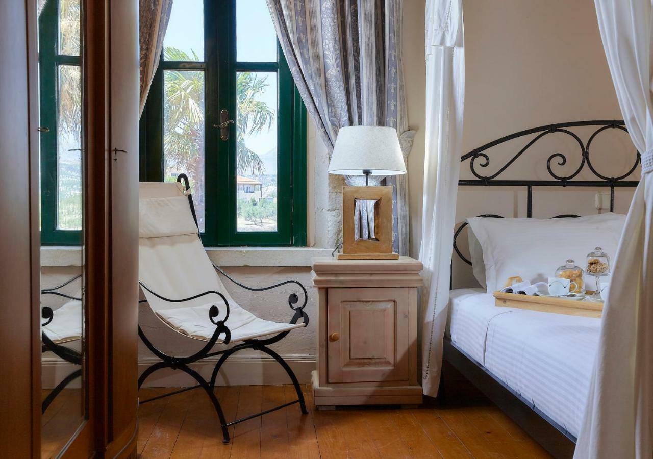 Castello Villa Daphnes - Private Pool & Whirlpool Dhafnes 外观 照片