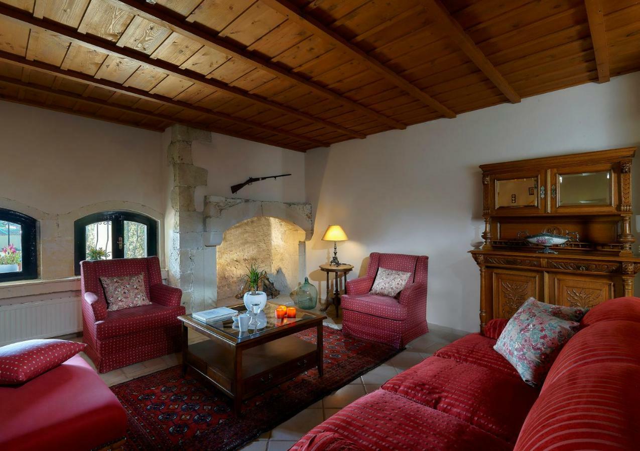 Castello Villa Daphnes - Private Pool & Whirlpool Dhafnes 外观 照片