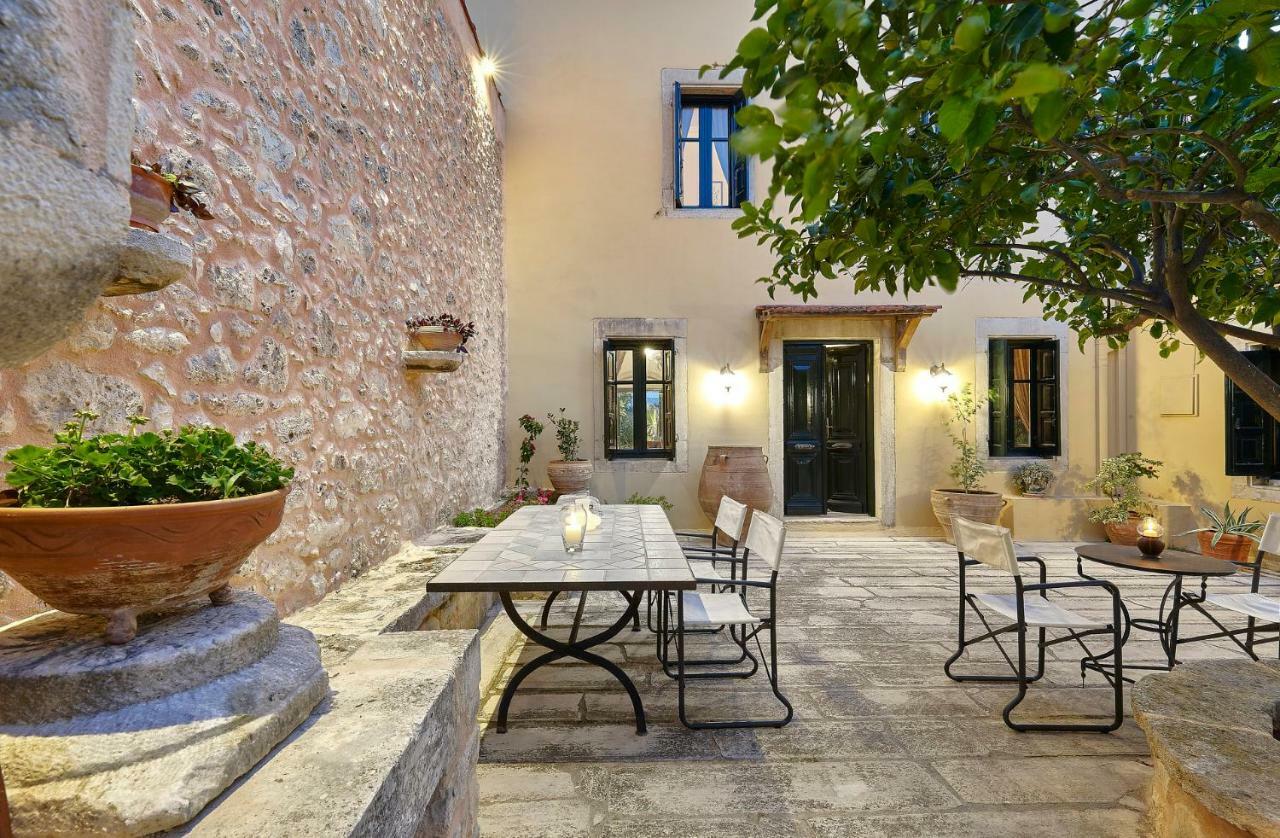 Castello Villa Daphnes - Private Pool & Whirlpool Dhafnes 外观 照片