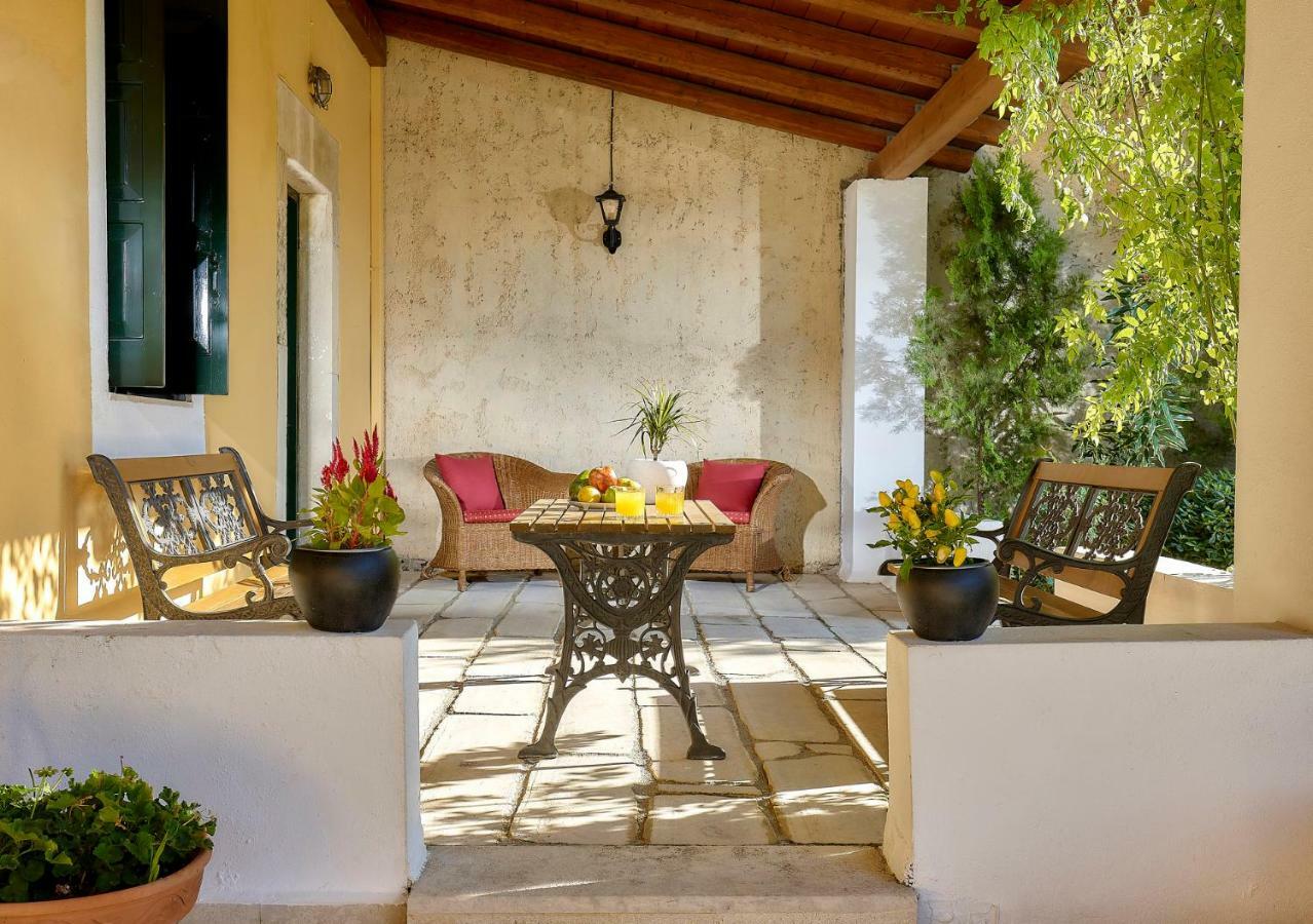 Castello Villa Daphnes - Private Pool & Whirlpool Dhafnes 外观 照片